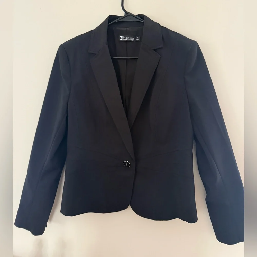 New York & Company 7th Avenue Black Blazer - Picture 2 of 4